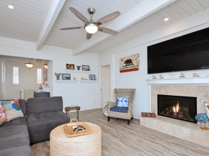 6694 Breakers Way Home 4 Bedrooms 2 Bathrooms Home