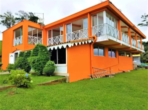 House with 3 Bedrooms in Saint-Joseph , with Wonderful Sea View, Enclosed Garden And Wifi