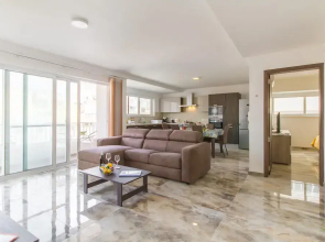 Palm Modern Apart 200mt From Sea Qawra