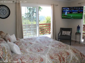 Carmel Nirvana, Close to Shops, Restaurants, Golf, Beach, Aquarium Passes Available