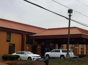 A Victory Hotel & Suites