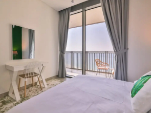 Luxury Marina View 2BR Flats Dubai by Belvilla