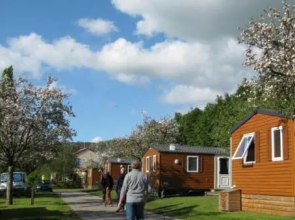 Camping Des Rochers Des Parcs