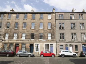 ALTIDO Stunning 1-bed maisonette in the New Town