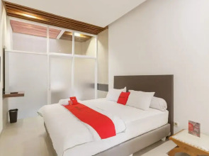 Rumah Colombo by RedDoorz