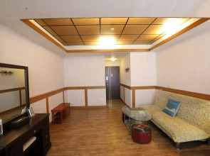 First Place B&B - Hualien Railway Station