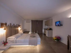 Myrsini's Luxury Suites