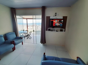 TF02 - Casa 42 Estaleiro - frente para o mar