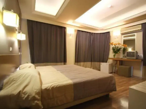 Ariston Hotel