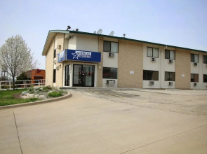 Motel 6 Peoria - East