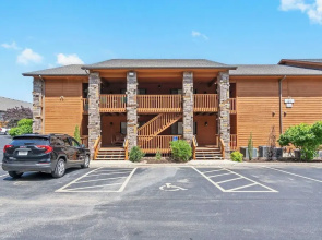 Avondale Darling - Branson Favorites Nearby!
