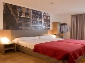 Iraipe Pamplona Hostal