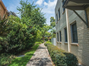 Designed Home Of Ultimate Convenience In Gordon