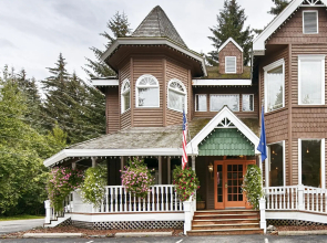 Best Western Grandma's Feather Bed