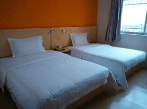 7 Days Inn Xiangyang Railway Station Branch