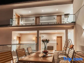 Dali Cangwu Time Smart Homestay (Gucheng Branch)