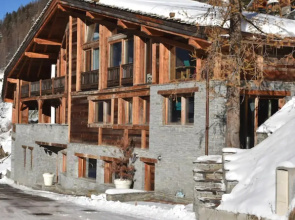 Chalet Rock n Love
