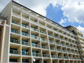 Menada Miramar Palace Apartments