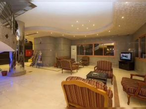 Family House Hotel