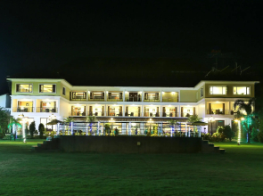 Lake Palace Hotel Trivandrum