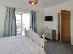 Master Accommodation Suite 2 Sea View with Balcony (Adults Only)