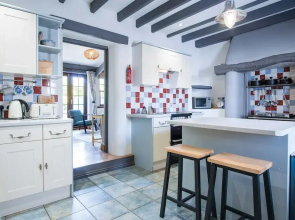 Tregoyr - 3 Bedroom Holiday Home - St Florence