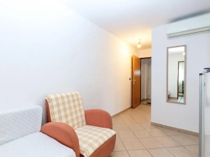 Awesome Apartment in Rovanjska With 2 Bedrooms and Wifi