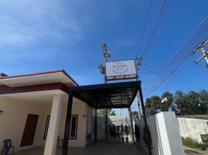 Pichapon  Resort