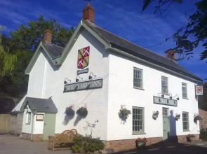 The Notley Arms Inn