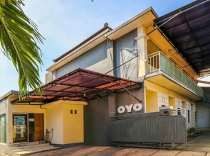 Merthan House by OYO Rooms