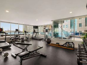 Отель Ramada by Wyndham Dubai Barsha Heights