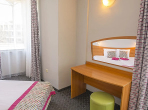 MPM Kalina Garden Hotel