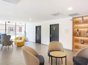 Appart Hotel Odalys City Centre Compans Caffarelli