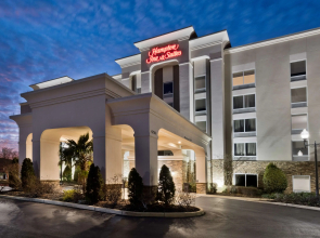 Hampton Inn & Suites Lanett-West Point