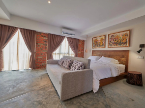 38PC Boutique Hotel
