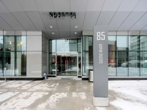 Luxury Home by Rogers Centre