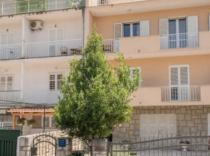 Apartment Nono near the beach with parking