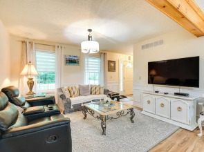 Hot Tub, Game Room & Fire Pit: Pocono Summit Home!