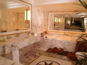 Отель Royal Olympic 