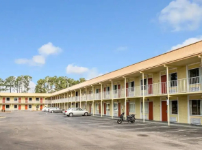 Rodeway Inn & Suites Wilmington North