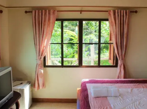 Phu Pai Mork Resort