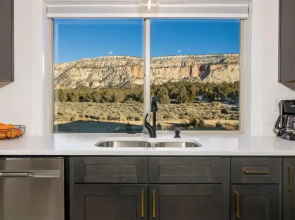Painted Cliffs