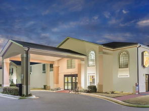 Namaste Inn & Suites Dawsonville