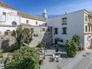Ayamonte Central: Your Urban Oasis