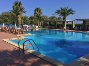 Oasis Hotel Kyparissia