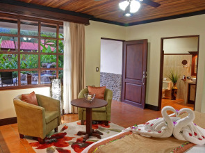 Volcano Lodge Hotel & Thermal Experience