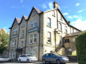 Coquetvale Hotel