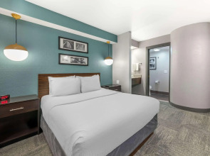 Sleep Inn Miami International Airport