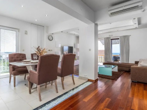 Beautiful Apartment in Povljana With Wifi and 2 Bedrooms