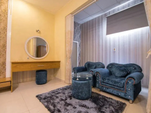 RedDoorz Near Tan Dinh Market 3